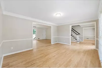 153 Lakeside Drive NW, Kennesaw, GA 30144 - Photo 16