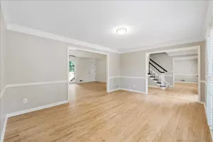 153 Lakeside Dr NW, Kennesaw, GA 30144 - Photo 16