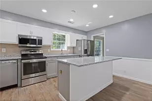 594 Kingston Ln, Conyers, GA 30012 - Photo 10