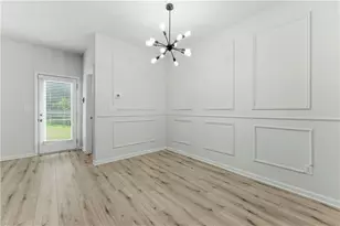 7492 Knoll Hollow Rd, Lithonia, GA 30058 - Photo 10