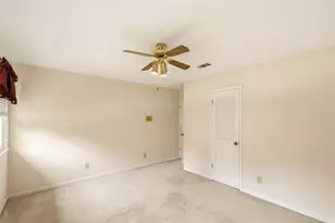 2355 N Peachtree Way, Dunwoody, GA 30338 - Photo 38