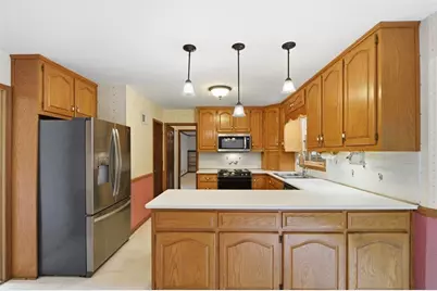 2355 N Peachtree Way, Dunwoody, GA 30338 - Photo 16