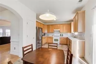 1236 Wetlands Ct, Lawrenceville, GA 30044 - Photo 8
