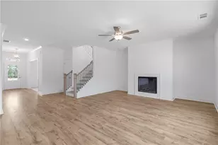 962 Homepark Circle, Buford, GA 30518 - Photo 6