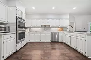 285 Windrift Ct, Roswell, GA 30076 - Photo 14