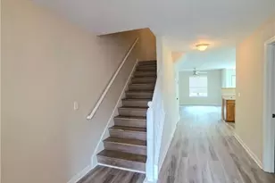 1020 Maple Valley Ct, Union City, GA 30291 - Photo 2