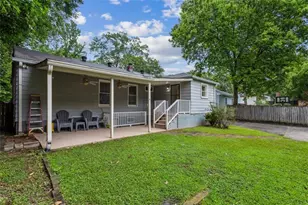 1910 La Dawn Ln, Atlanta, GA 30318 - Photo 26