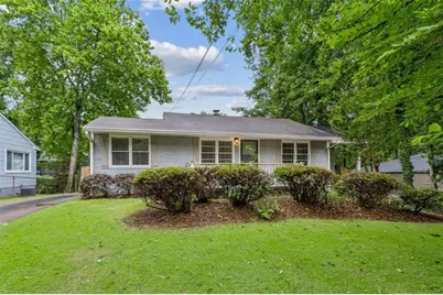 1910 La Dawn Lane, Atlanta, GA 30318 - Photo 2