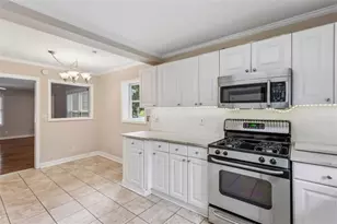 1910 La Dawn Ln, Atlanta, GA 30318 - Photo 24