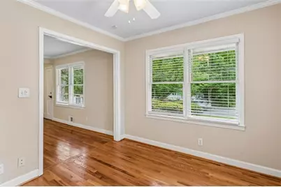 1910 La Dawn Lane, Atlanta, GA 30318 - Photo 10