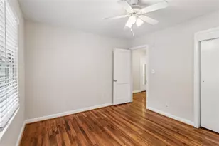 1910 La Dawn Ln, Atlanta, GA 30318 - Photo 12