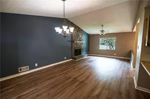 3881 Vicki Ct, Duluth, GA 30096 - Photo 6