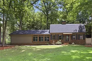 643 Grove Pkwy SE, Marietta, GA 30067 - Photo 2