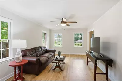 643 Grove Parkway SE, Marietta, GA 30067 - Photo 6