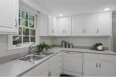 643 Grove Parkway SE, Marietta, GA 30067 - Photo 8