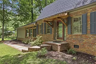643 Grove Pkwy SE, Marietta, GA 30067 - Photo 2