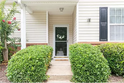 707 Bedford Court, Woodstock, GA 30188 - Photo 2