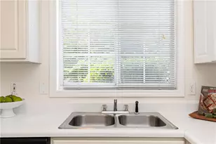 707 Bedford Ct, Woodstock, GA 30188 - Photo 16