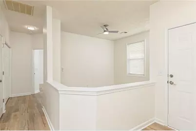 707 Bedford Court, Woodstock, GA 30188 - Photo 4