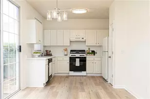 707 Bedford Ct, Woodstock, GA 30188 - Photo 12