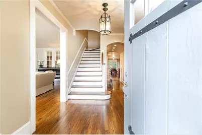 9 Palisades Road NE, Atlanta, GA 30309 - Photo 2
