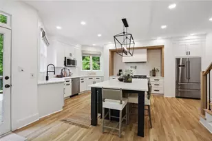110 Valley Summit Ct, Roswell, GA 30075 - Photo 18