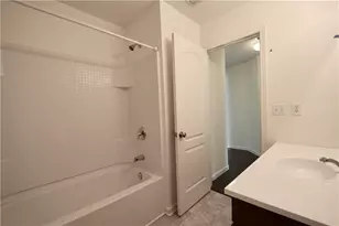 2150 Waterford Park Dr, Lawrenceville, GA 30044 - Photo 26