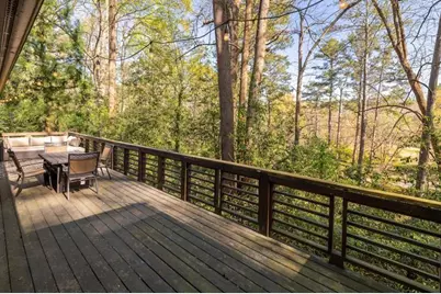 1921 Walthall Drive NW, Atlanta, GA 30318 - Photo 18