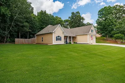 6050 Windsorcreek Drive, Douglasville, GA 30135 - Photo 4