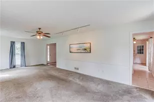 101 Fernwood Ct, Lawrenceville, GA 30043 - Photo 10