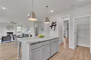 922 Homepark Circle, Buford, GA 30518 - Photo 12