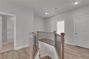 922 Homepark Circle, Buford, GA 30518 - Photo 18