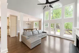 340 Nell Ct, Atlanta, GA 30342 - Photo 4