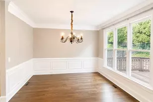 340 Nell Ct, Atlanta, GA 30342 - Photo 6