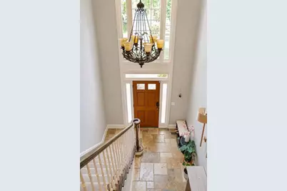 340 Nell Court, Atlanta, GA 30342 - Photo 10