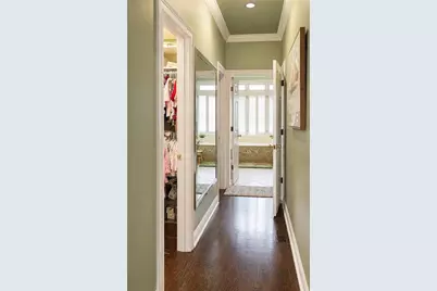 340 Nell Court, Atlanta, GA 30342 - Photo 10