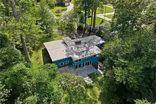 1989 N Ridgeway NE, Atlanta, GA 30345 - Photo 2