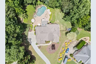 136 Riverview Drive, Suwanee, GA 30024 - Photo 4