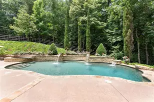 136 Riverview Dr, Suwanee, GA 30024 - Photo 48