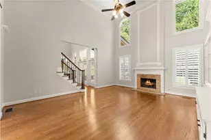 136 Riverview Dr, Suwanee, GA 30024 - Photo 14