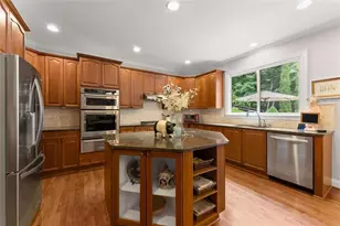 136 Riverview Dr, Suwanee, GA 30024 - Photo 34