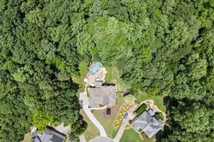 136 Riverview Dr, Suwanee, GA 30024 - Photo 64