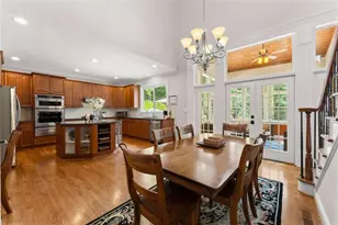 136 Riverview Dr, Suwanee, GA 30024 - Photo 32