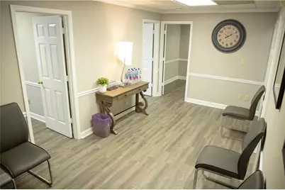 425 E Crossville Road #205, Roswell, GA 30075 - Photo 4