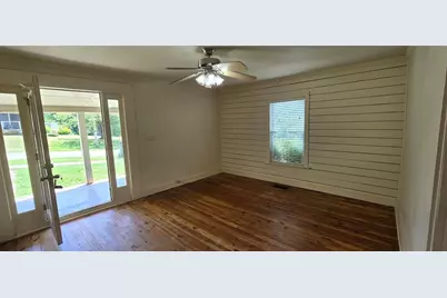 513 Blue Ridge Avenue, Nelson, GA 30151 - Photo 4