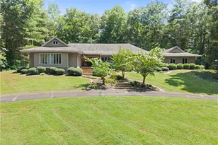 386 Stewart Ln, Clarkesville, GA 30523 - Photo 1