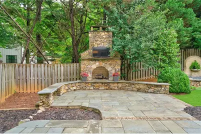 4047 Newhaven Circle NE, Atlanta, GA 30319 - Photo 4