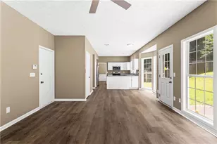1869 Riverlanding Cir, Lawrenceville, GA 30046 - Photo 14