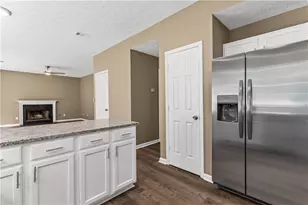 1869 Riverlanding Cir, Lawrenceville, GA 30046 - Photo 6