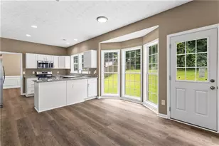 1869 Riverlanding Cir, Lawrenceville, GA 30046 - Photo 10